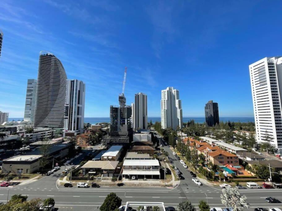 Broadbeach Apartment Level 10 With Beach Views Голд-Кост Екстер'єр фото