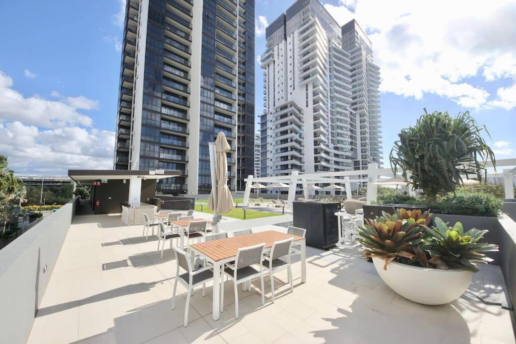 Broadbeach Apartment Level 10 With Beach Views Голд-Кост Екстер'єр фото