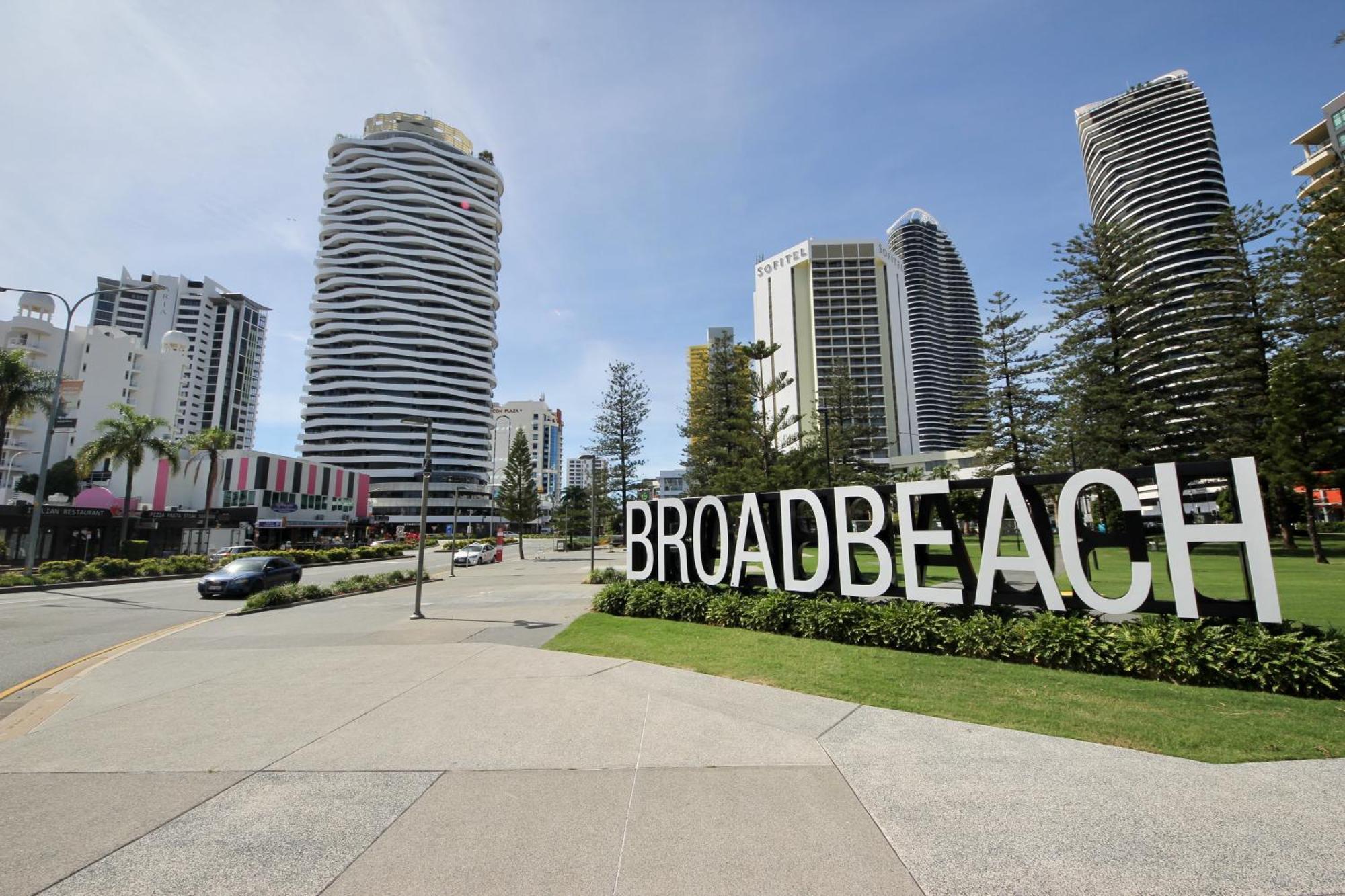 Broadbeach Apartment Level 10 With Beach Views Голд-Кост Екстер'єр фото